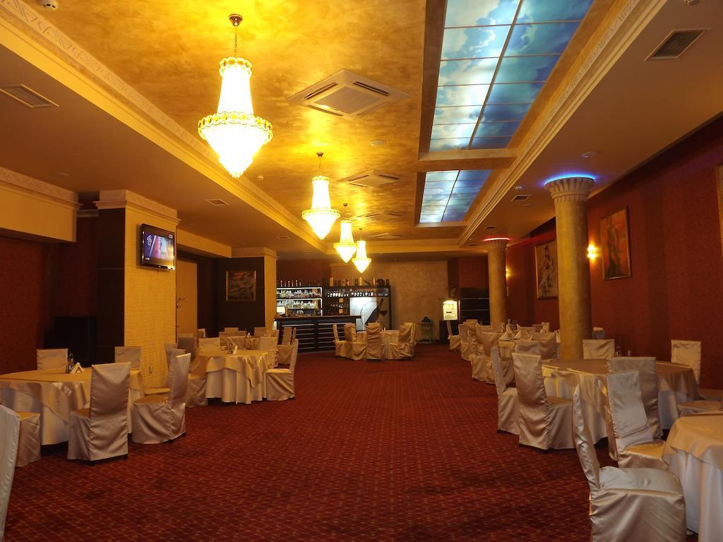 Hotel Bulgaria ペトリチ エクステリア 写真
