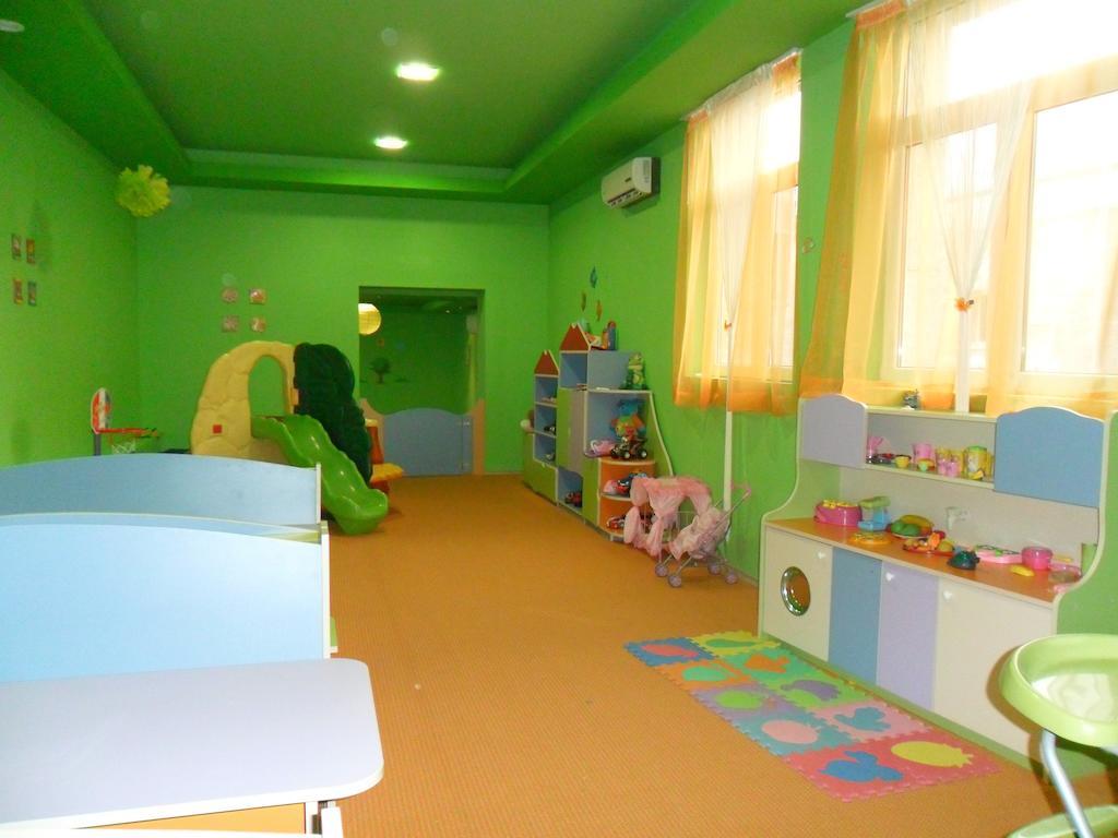 Hotel Bulgaria ペトリチ エクステリア 写真